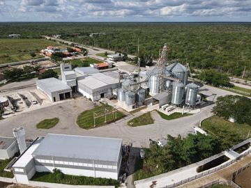 Rancho integral en venta con planta de alimentos y equipamiento de primera