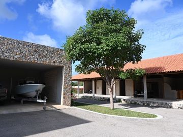 Rancho integral en venta con planta de alimentos y equipamiento de primera