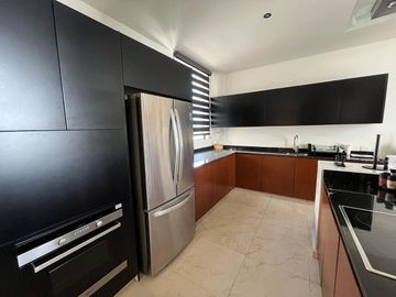 Departamento en Renta Penthouse piso 4 Amueblado en Privada Montes de Ame
