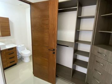 DEPARTAMENTO EN VENTA LAGOS II ZIBATA QUERETARO