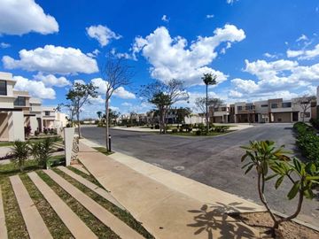 CASA DE 1 PISO EN VENTA EN MÉRIDA EN PRIVADA CUMBRES NOVO NORTE