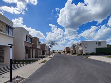 CASA DE 1 PISO EN VENTA EN MÉRIDA EN PRIVADA CUMBRES NOVO NORTE