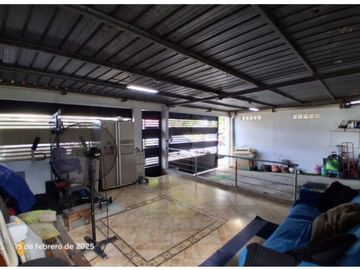 Oportunidad Única: Casa Perfecta en Las Acacias, Espaciosa y Funcional