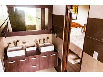 VENTA DE CASA EN CERRO AZUL - ALTOS DE CERRO AZUL