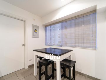 EXCLUSIVO DEPARTAMENTO EN ALQUILER CON VISTA AL MAR EN MIRAFLORES