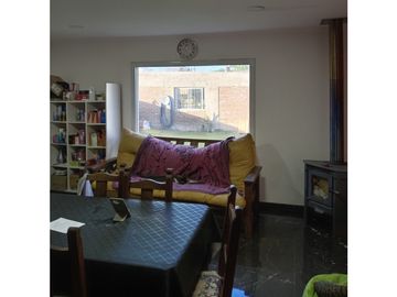 CASA Y LOCAL EN VENTA BARRIO VILLA RESSIA