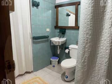 CASA DE VENTA SECTOR ELOY ALFARO (CARCELÉN)