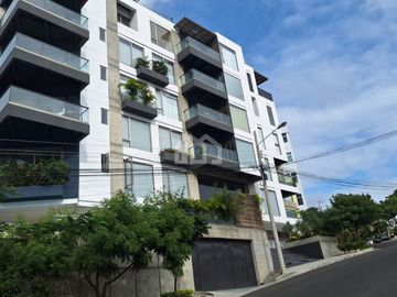 DEPARTAMENTO EN VENTA  EN MANTA