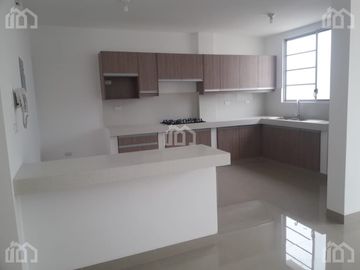 CASA EN VENTA EN SUR DE MANTA