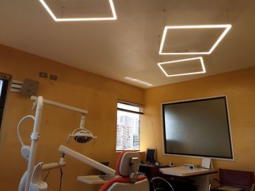 Se Vende 2 Oficinas/Consulta Medica, Cdte Whiteside con La Marina, San Miguel