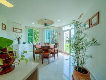 CASA EN VENTA VILLA MAGNA