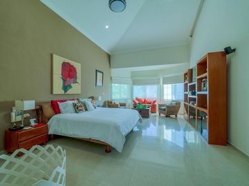 CASA EN VENTA VILLA MAGNA