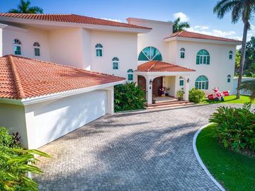 CASA EN VENTA VILLA MAGNA