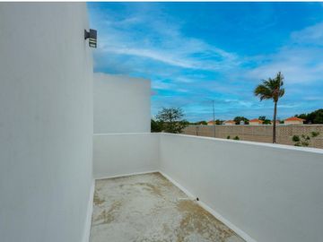 Casa en venta dentro de privada en Conkal