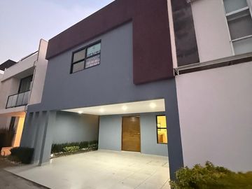 Casa en  Fraccionamiento Arboreto casa en venta OPORTUNIDAD