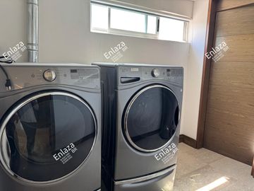 Departamento Penthouse en Venta en Santa Engracia, San Pedro
