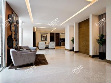 Departamento Penthouse en Venta en Santa Engracia, San Pedro