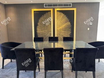 Departamento Penthouse en Venta en Santa Engracia, San Pedro