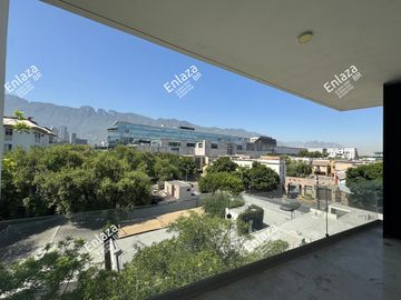 Departamento Penthouse en Venta en Santa Engracia, San Pedro
