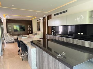 Departamento Penthouse en Venta en Santa Engracia, San Pedro