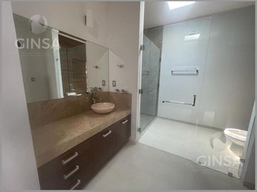 RESIDENCIA EN VENTA EN BENITO JUAREZ NORTE