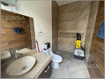 RESIDENCIA EN VENTA EN BENITO JUAREZ NORTE