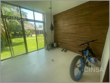 RESIDENCIA EN VENTA EN BENITO JUAREZ NORTE