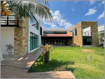 RESIDENCIA EN VENTA EN BENITO JUAREZ NORTE