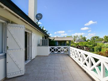 CASA EN VENTA LA PLATA BARRIO CERRADO EL CEDRO