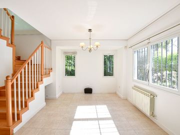CASA EN VENTA LA PLATA BARRIO CERRADO EL CEDRO