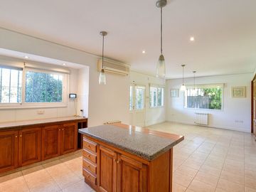 CASA EN VENTA LA PLATA BARRIO CERRADO EL CEDRO