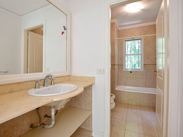 CASA EN VENTA LA PLATA BARRIO CERRADO EL CEDRO