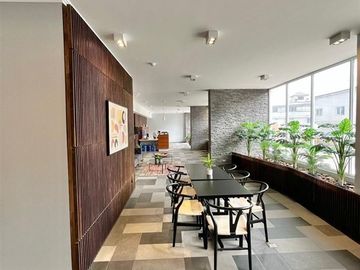Departamento en Venta en Edificio Lynch piso 11