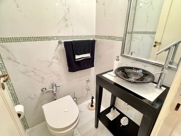 Venta Dpto Caballito 6 Amb Cochera Acepta Permuta