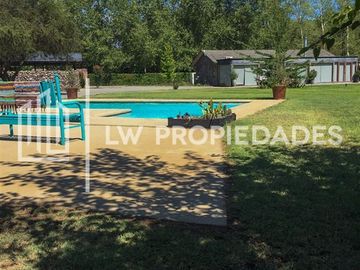 Casa en Venta en Condominio Aculeo