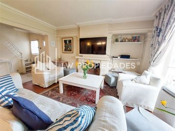 Casa en Venta en Jorge VI / Del Inca