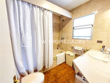 Casa en Venta en Jorge VI / Del Inca