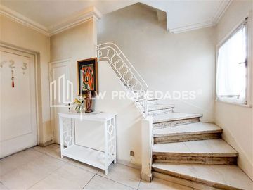 Casa en Venta en Jorge VI / Del Inca