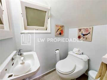 Casa en Venta en Jorge VI / Del Inca