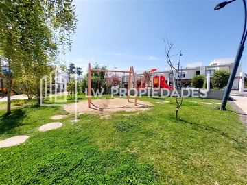 Casa en Venta en Los Abedules - Lomas de Montemar