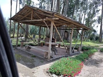 Vendo Casa - Terreno de 20.000m en la Entrada a Lasso entre Latacunga y Machachi