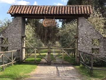 Vendo Casa - Terreno de 20.000m en la Entrada a Lasso entre Latacunga y Machachi