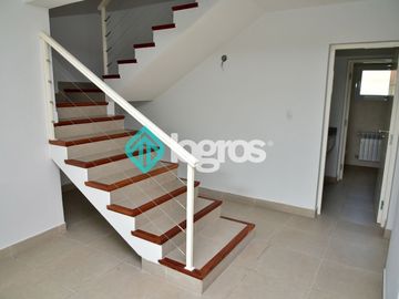Casa en venta en barrio privado Jockey Club - Salta Capital