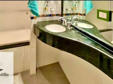 Casa venta 5 Ambientes Merlo