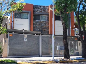 Casa venta 5 Ambientes Merlo