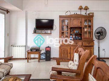 Departamento en venta de 2 dormitorios con cochera en Salta