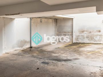 Departamento en venta de 2 dormitorios con cochera en Salta