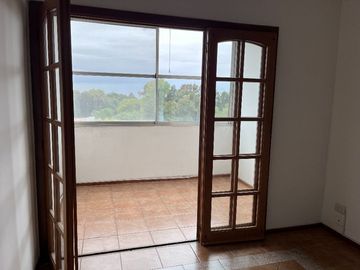 Departamento en alquiler en Beccar