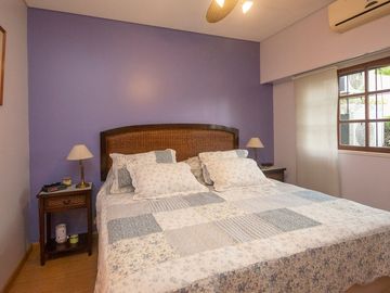 Venta Casa 6 ambientes con Jardín en el Palomar