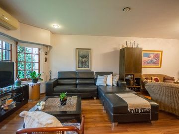Venta Casa 6 ambientes con Jardín en el Palomar